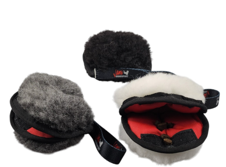 FårGotti with a throwing strap - Reward toy