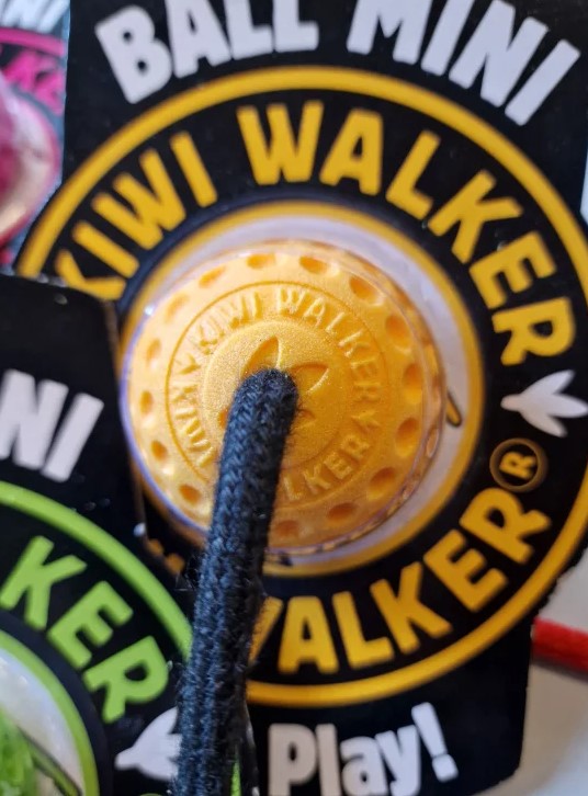 KIWI WALKER Let's Play Ball Ø 5cm - Solid bold på snor