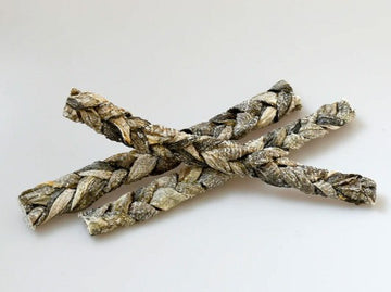 SANA Cod Skins - Flettet torskeskind- 250g. 100% natur snack